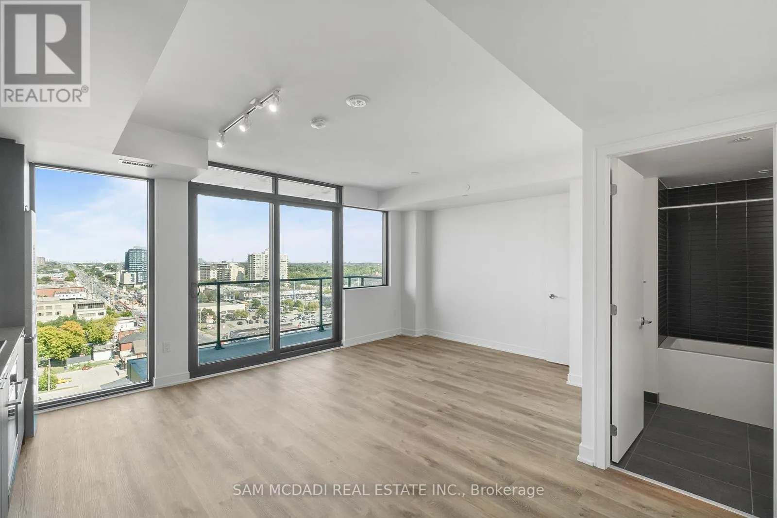1103 - 3009 NOVAR ROAD