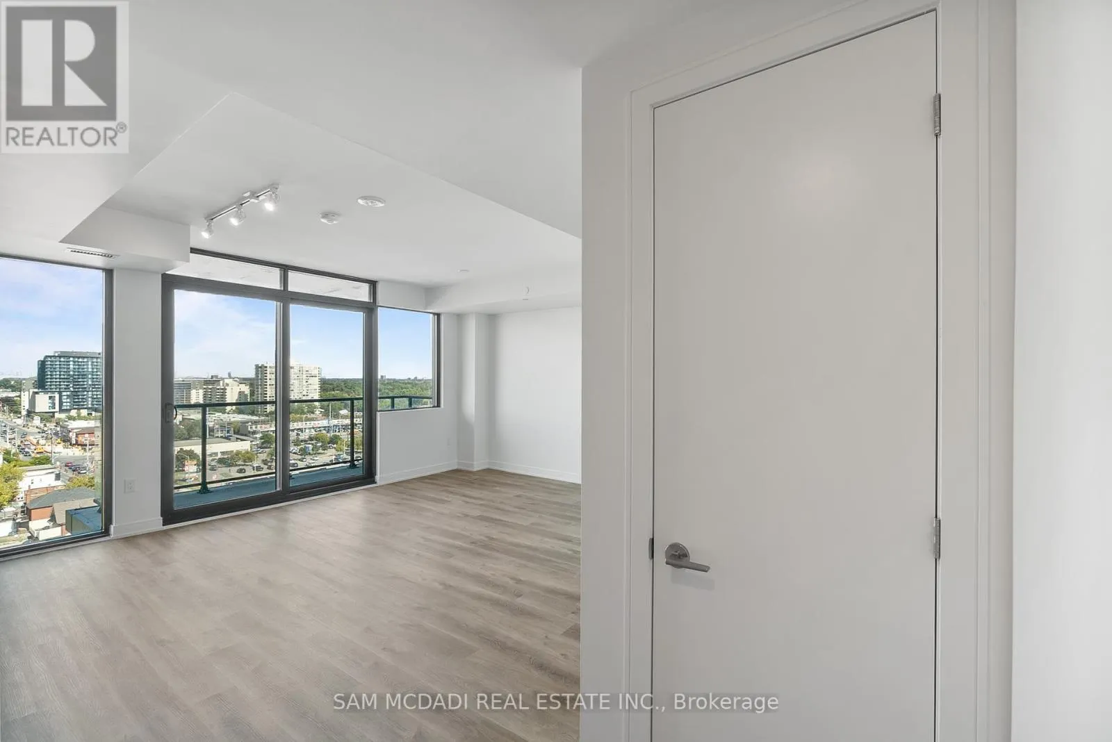 1103 - 3009 NOVAR ROAD