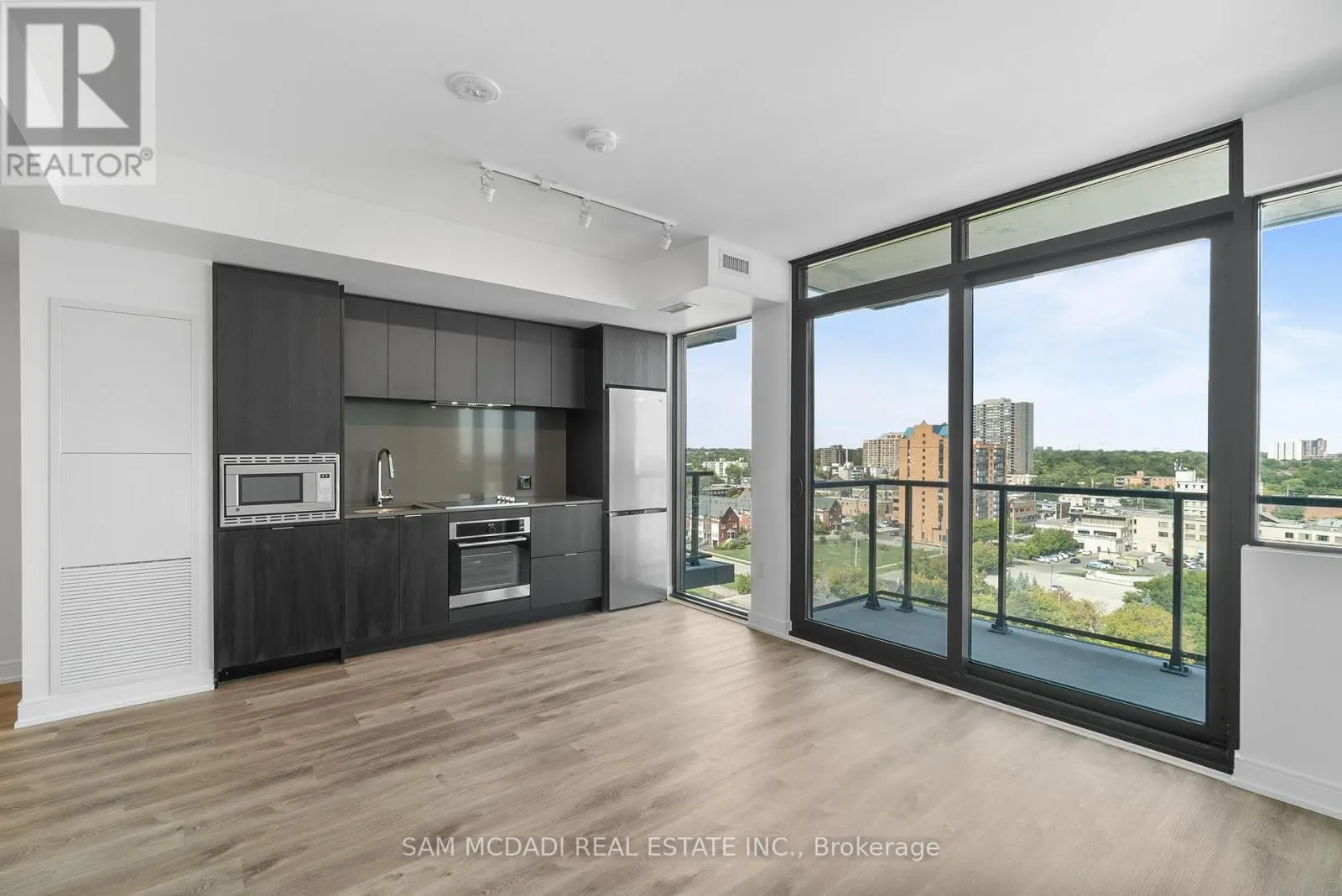 1103 - 3009 NOVAR ROAD