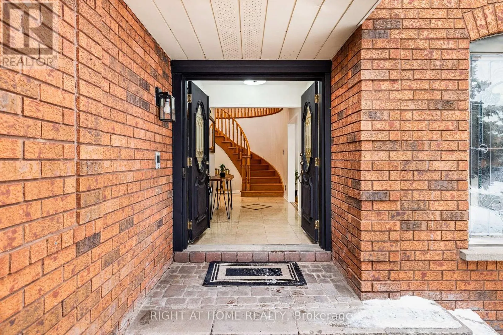 4469 IDLEWILDE CRESCENT