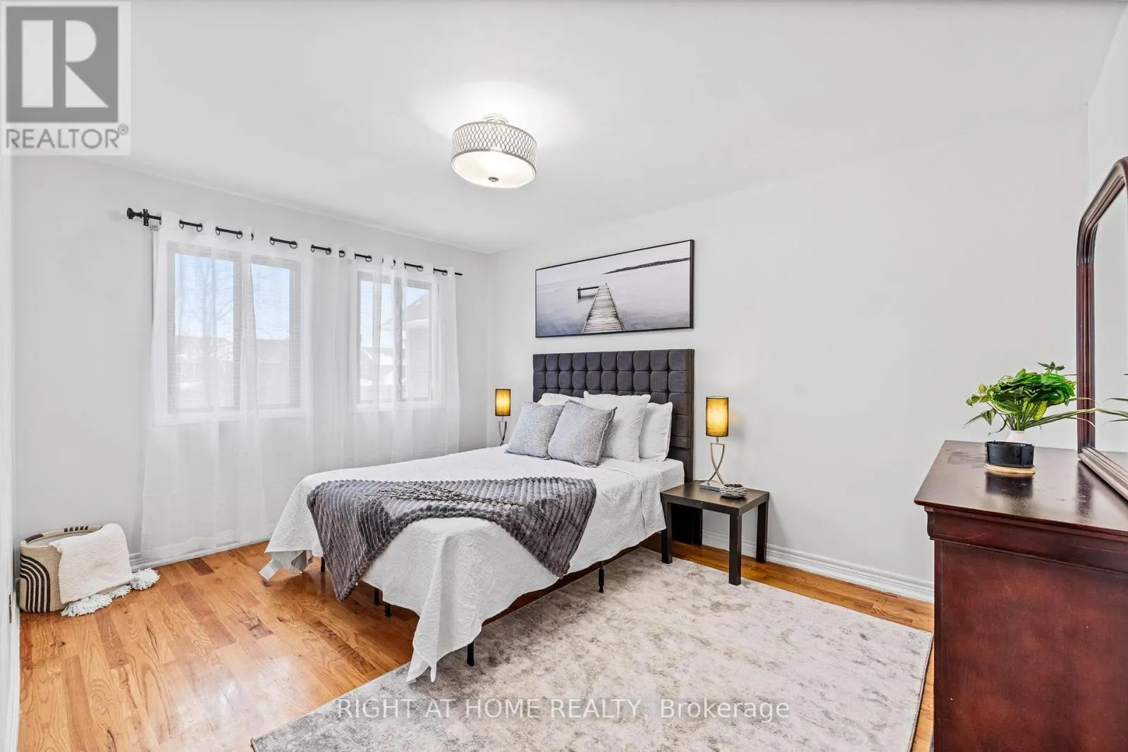 4469 IDLEWILDE CRESCENT