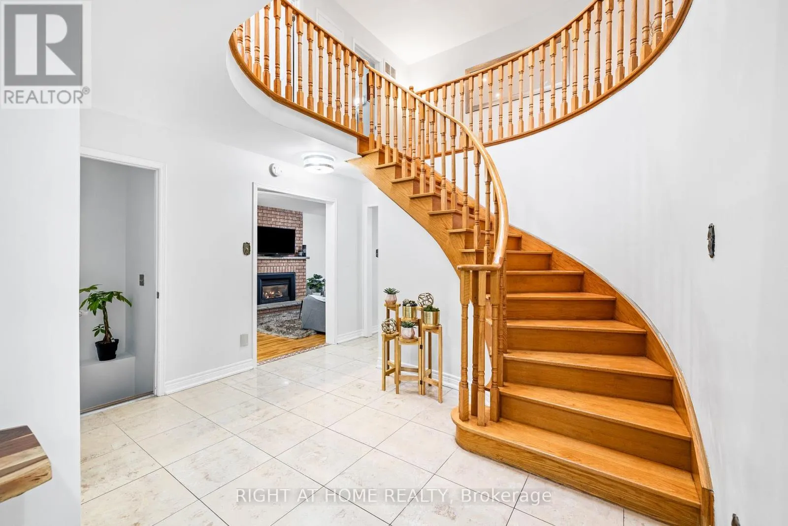 4469 IDLEWILDE CRESCENT