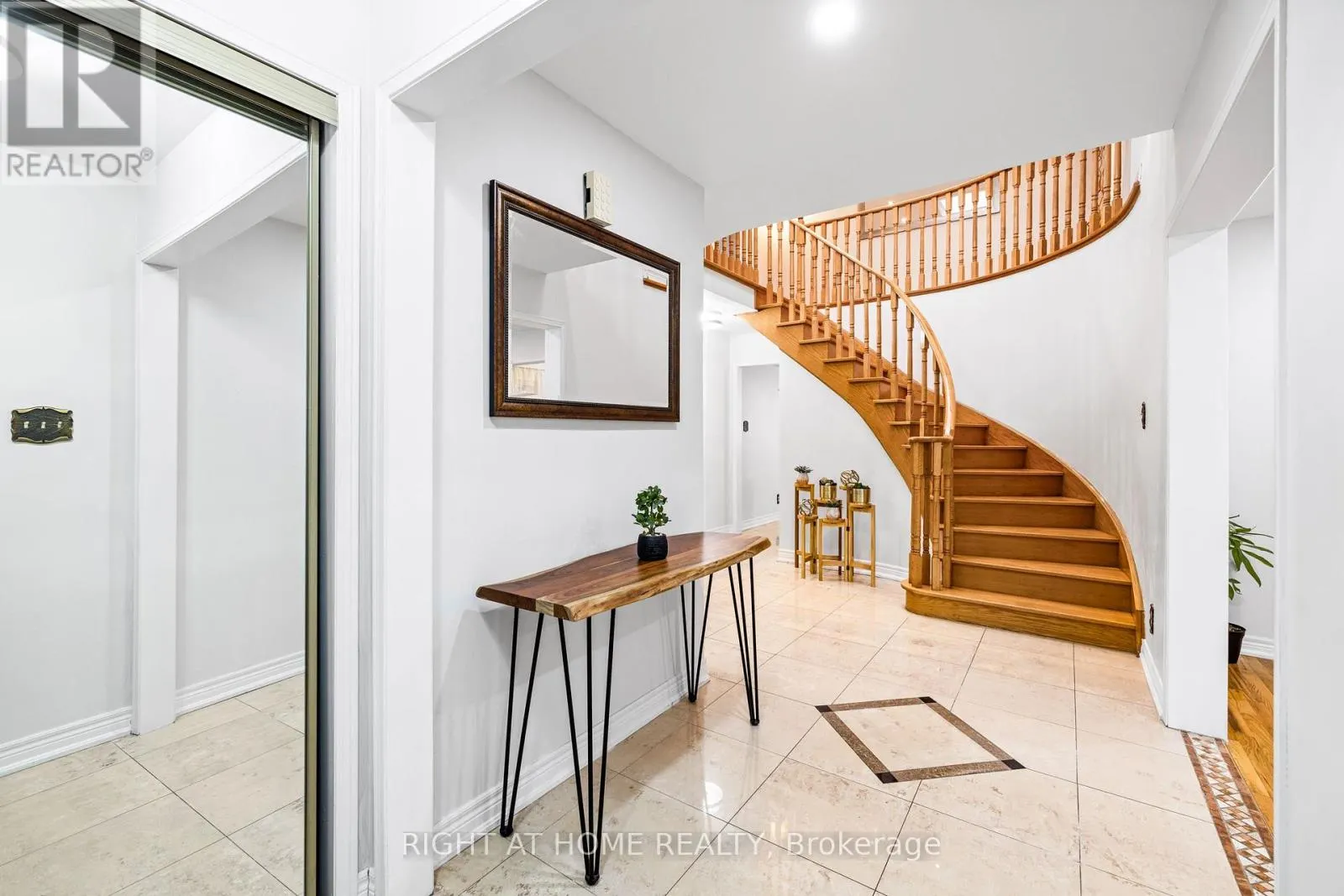 4469 IDLEWILDE CRESCENT