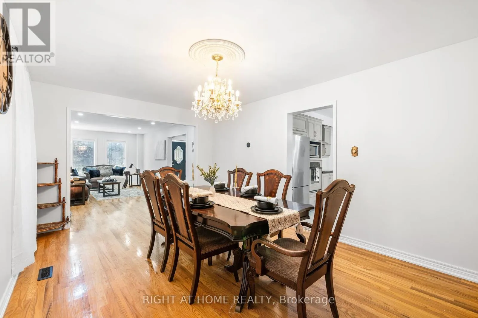 4469 IDLEWILDE CRESCENT