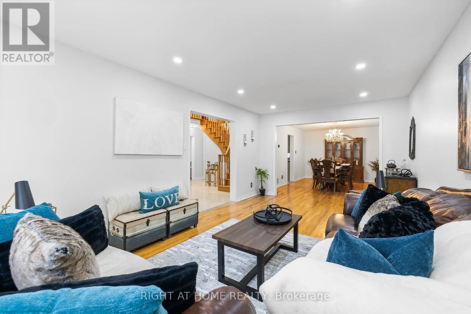 4469 IDLEWILDE CRESCENT