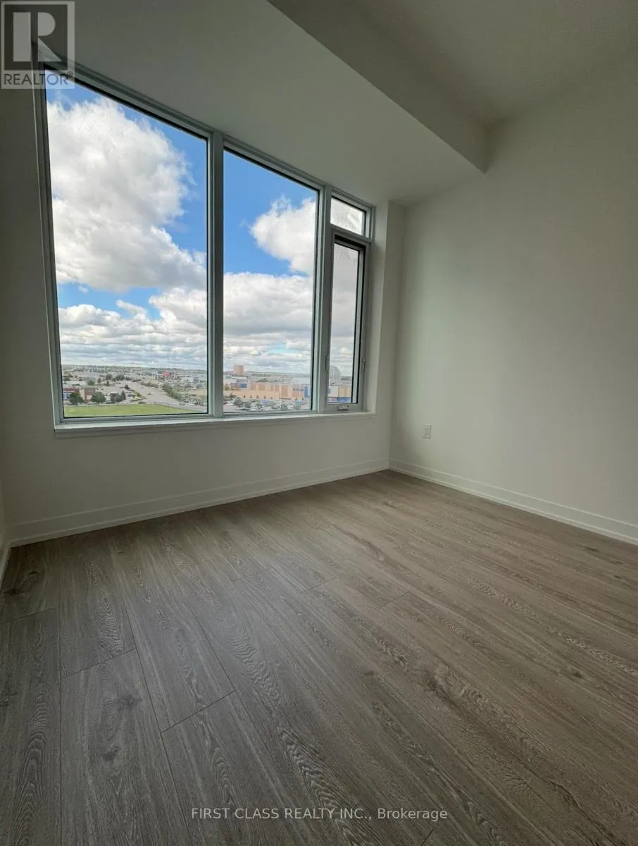 920 - 2485 EGLINTON AVENUE W