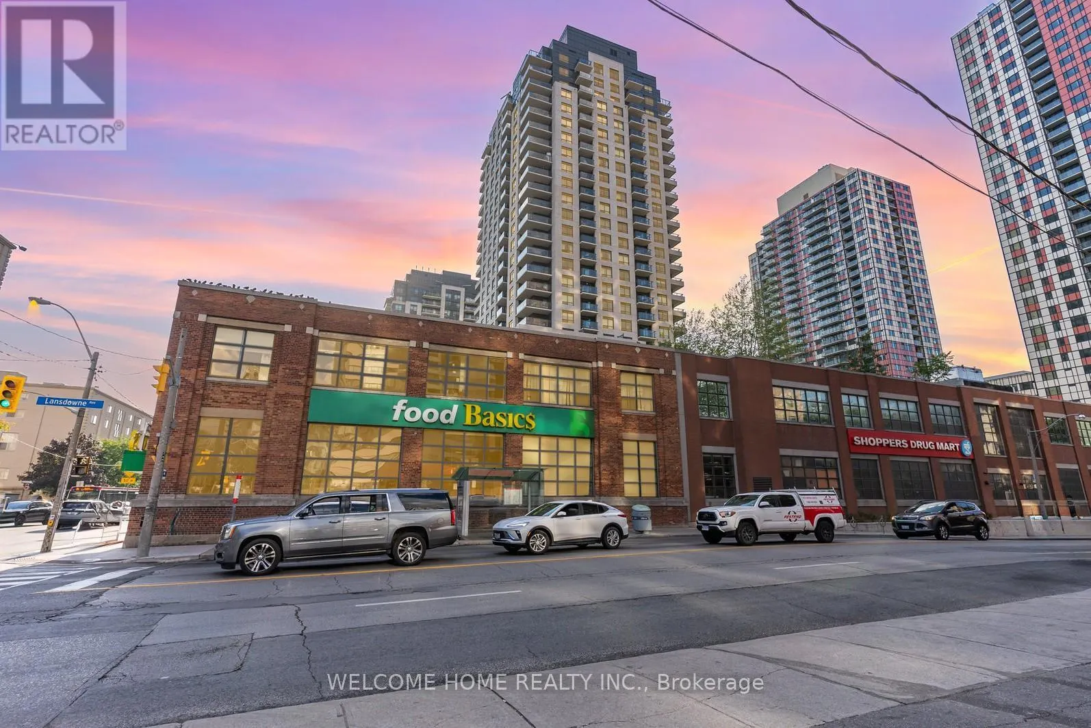 1702 - 1410 DUPONT STREET