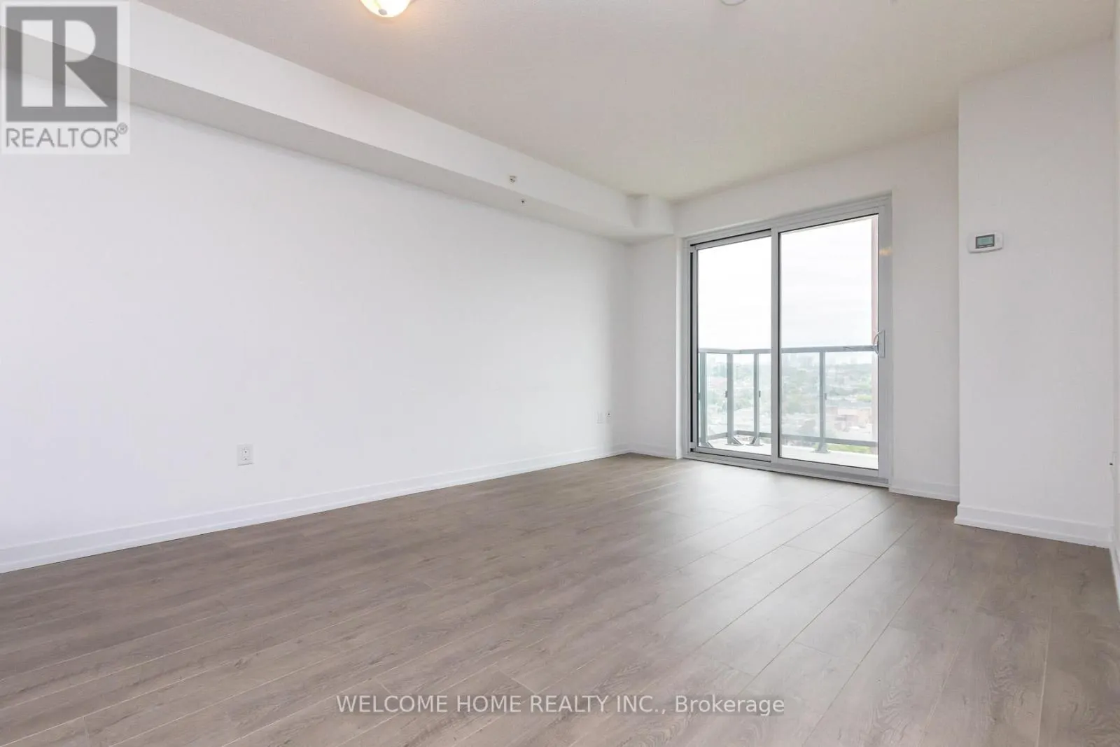 1702 - 1410 DUPONT ROAD