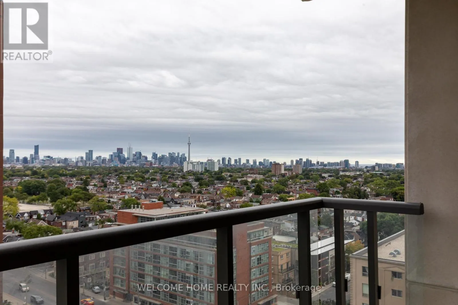1702 - 1410 DUPONT ROAD