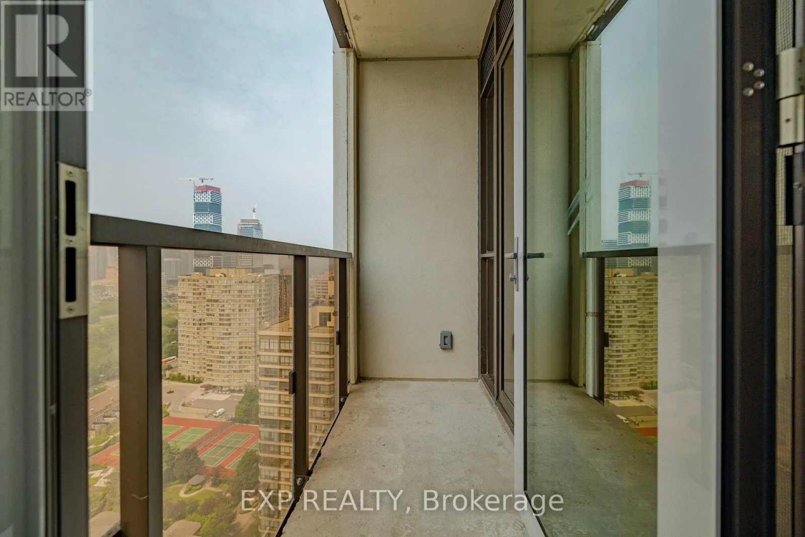 2508 - 30 ELM DRIVE W
