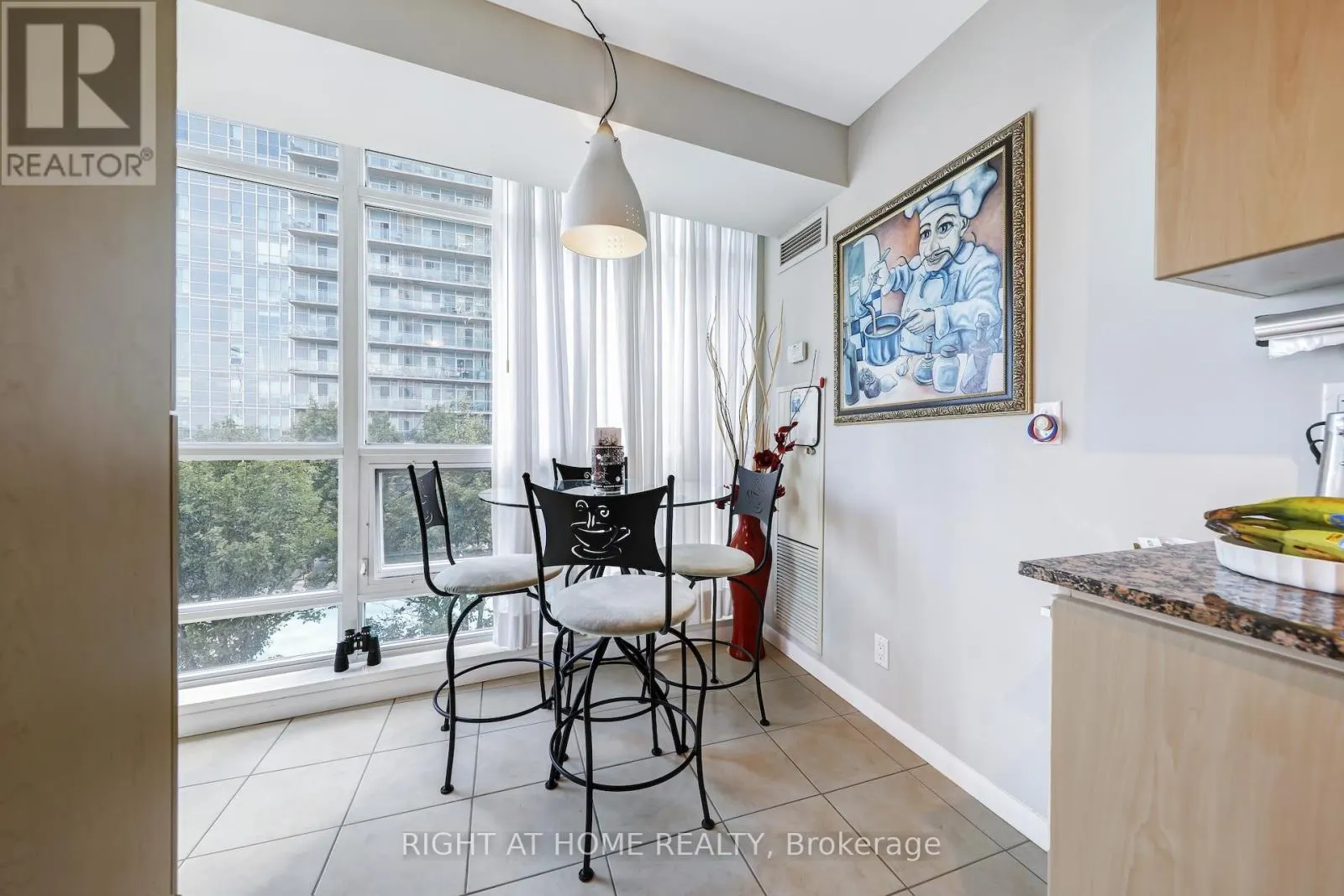 607 - 185 LEGION ROAD N