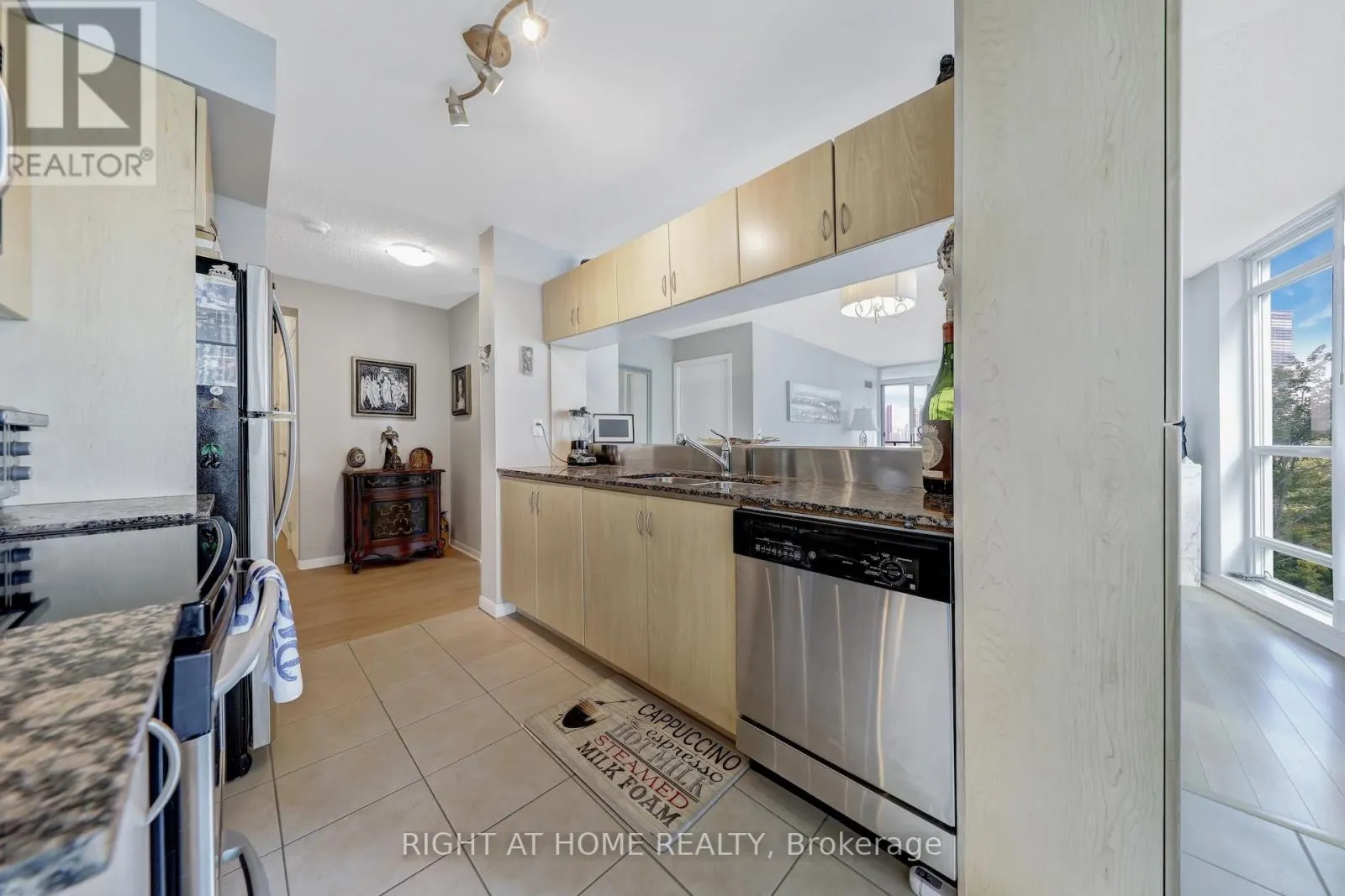 607 - 185 LEGION ROAD N