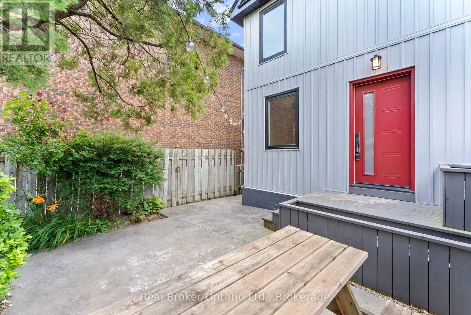 116 SYMONS STREET