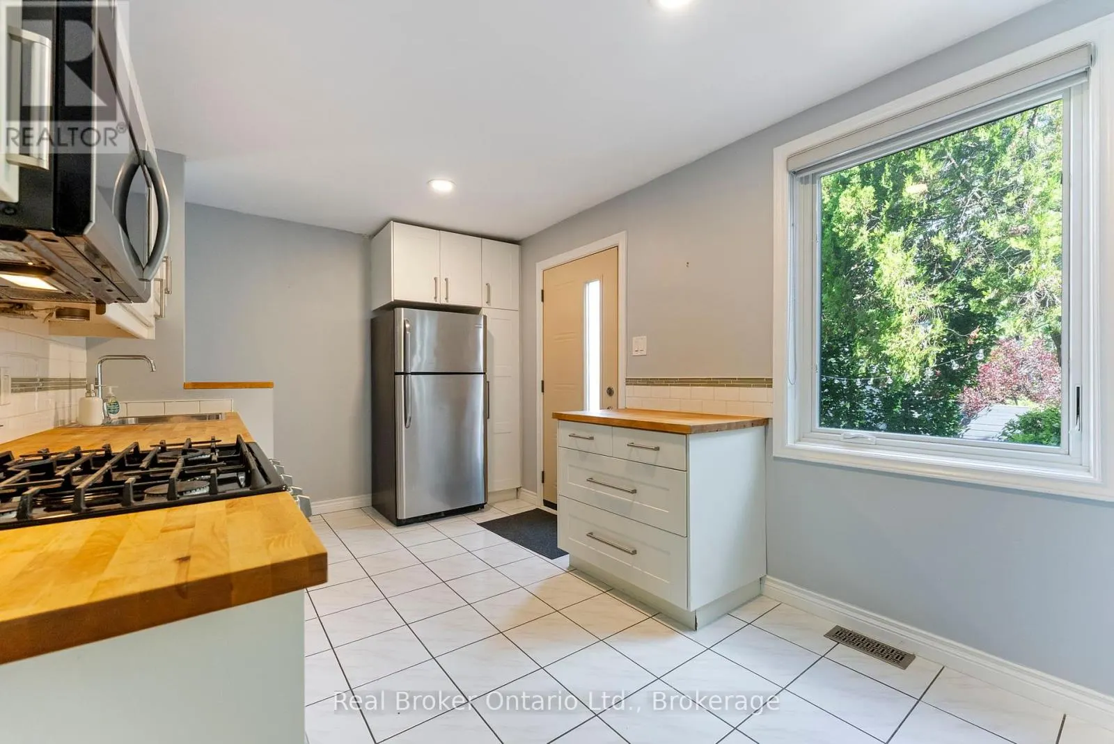 116 SYMONS STREET