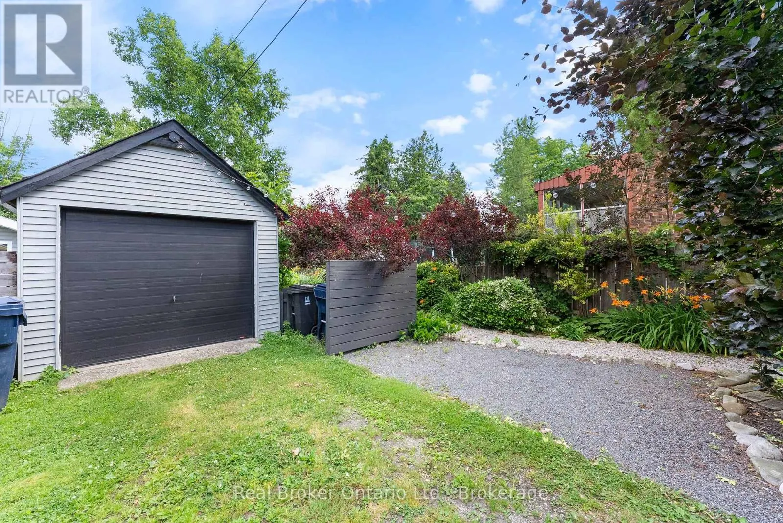 116 SYMONS STREET