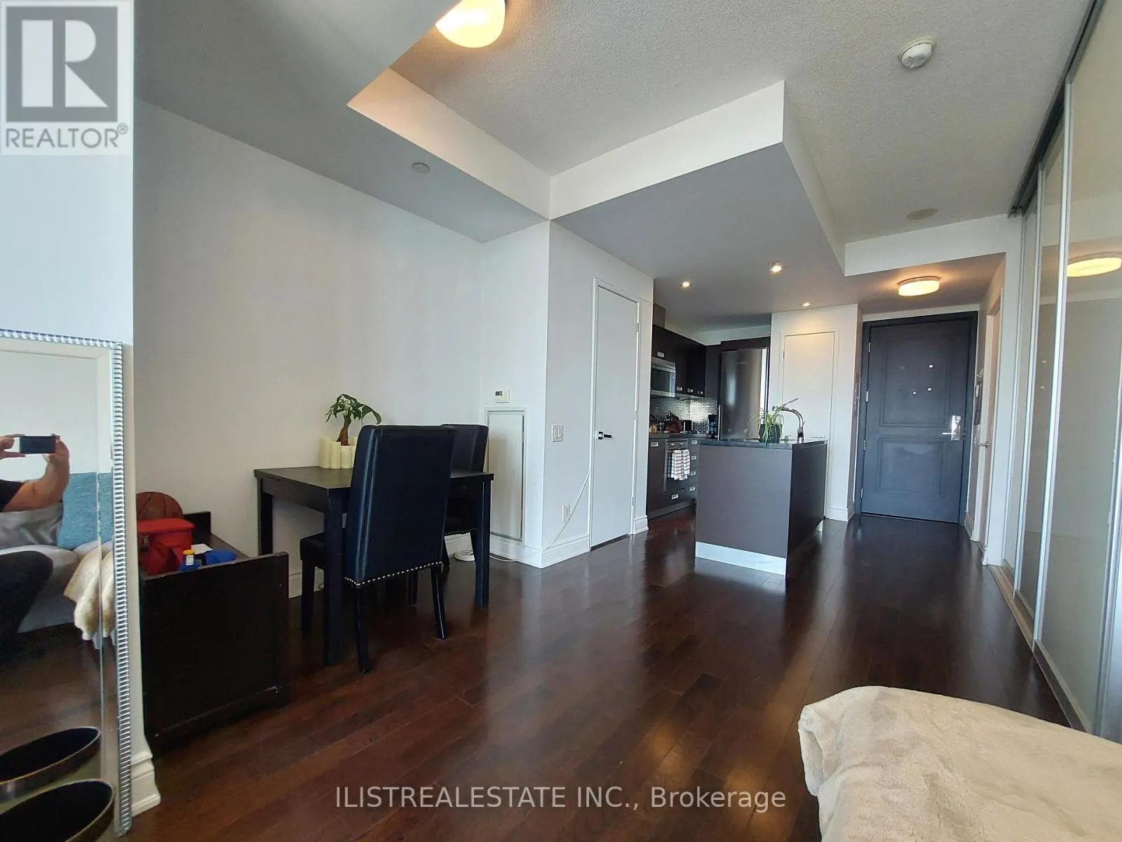 1602 - 88 PARK LAWN ROAD