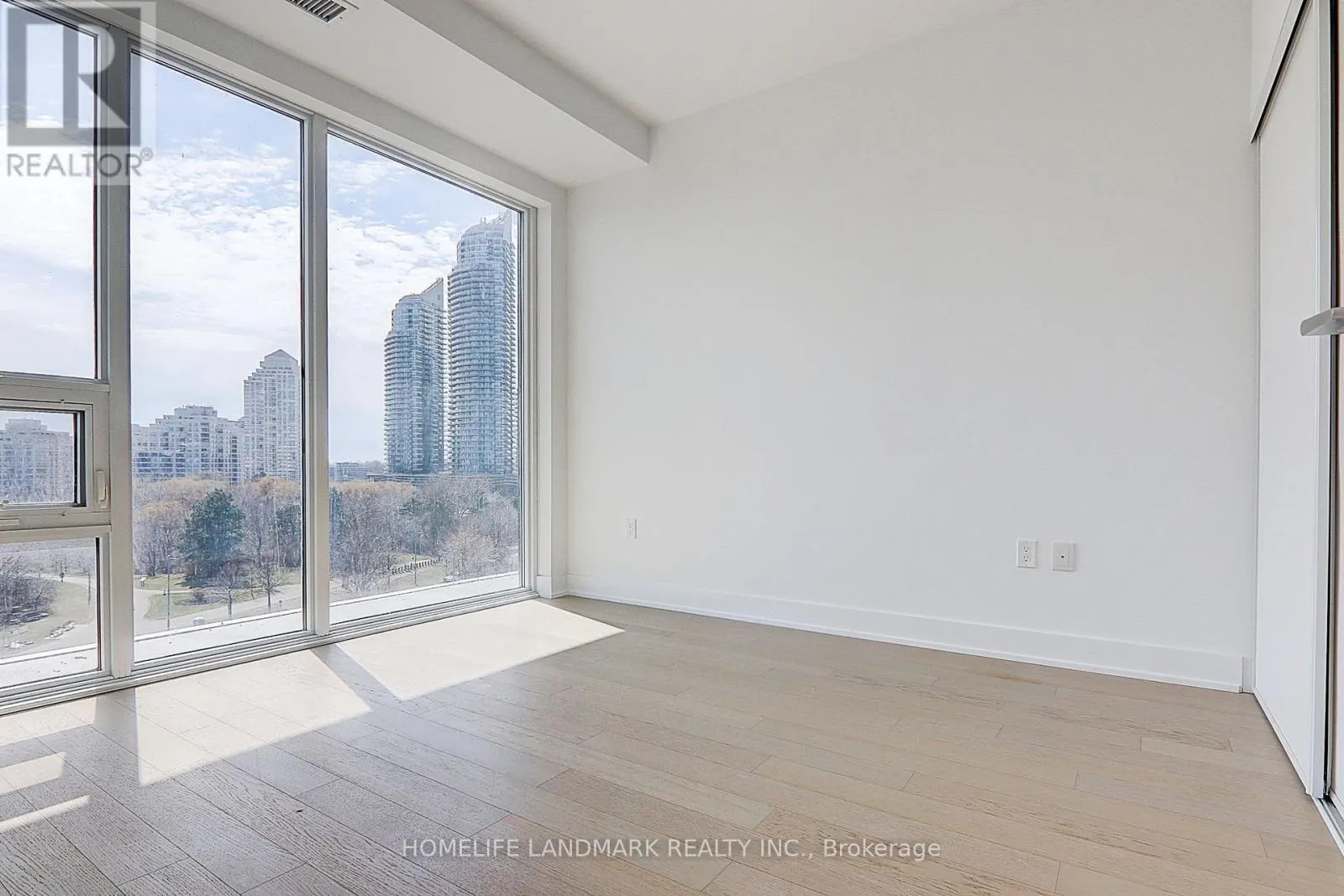 516 - 20 SHORE BREEZE DRIVE