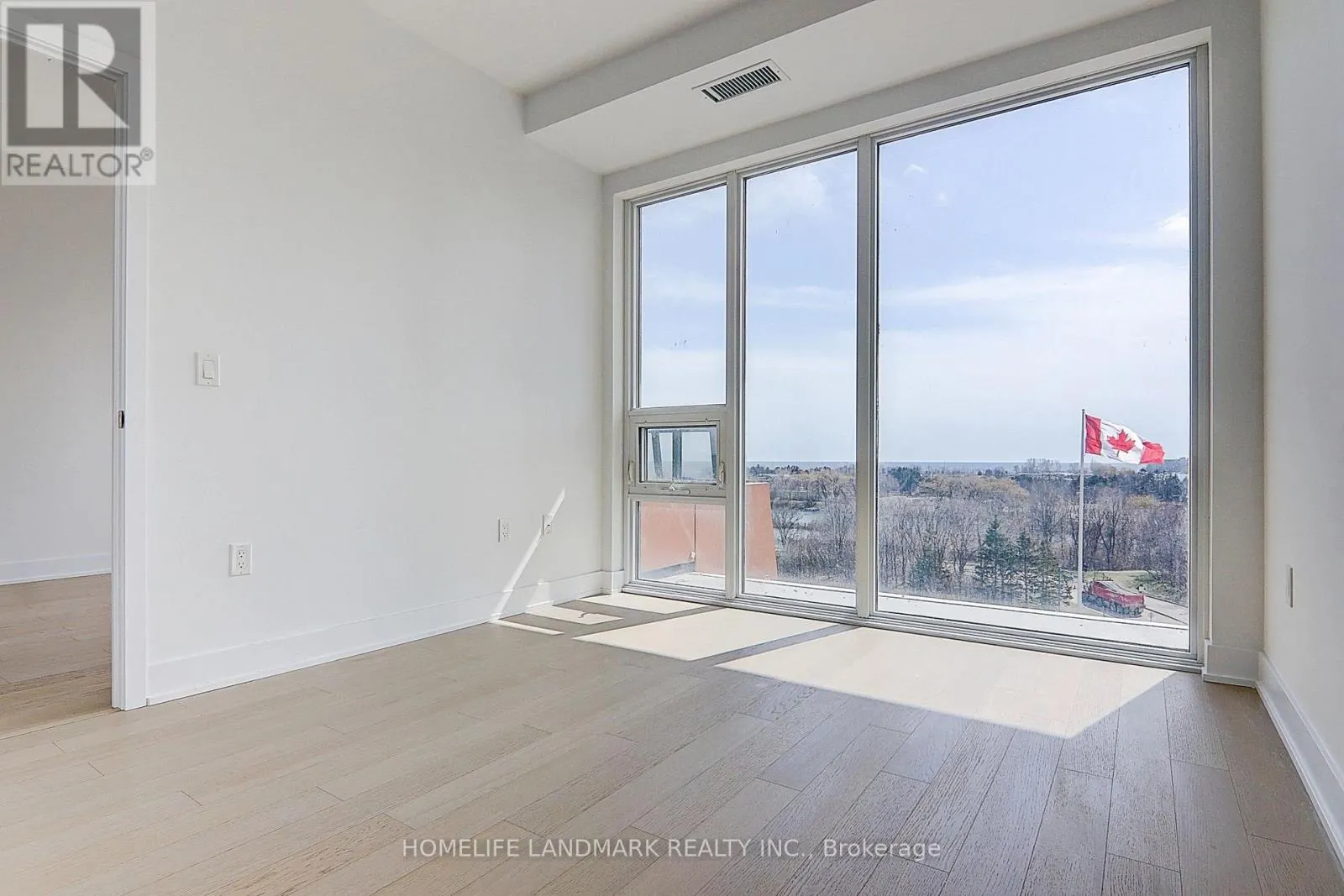 516 - 20 SHORE BREEZE DRIVE