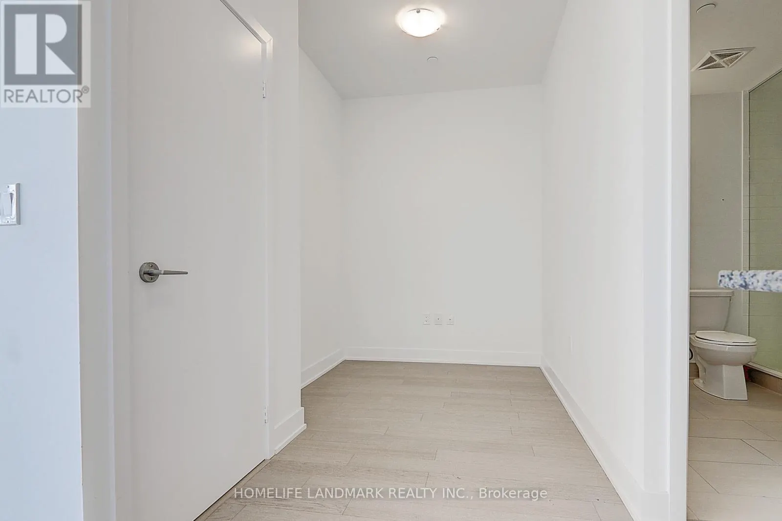 516 - 20 SHORE BREEZE DRIVE