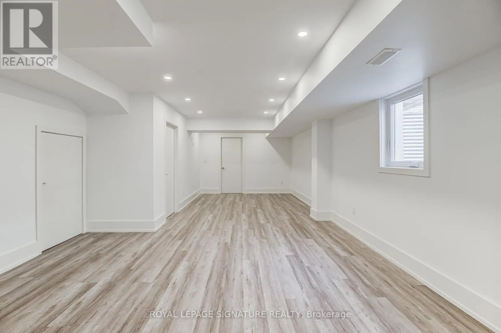 BSMT - 36 ROXALINE STREET