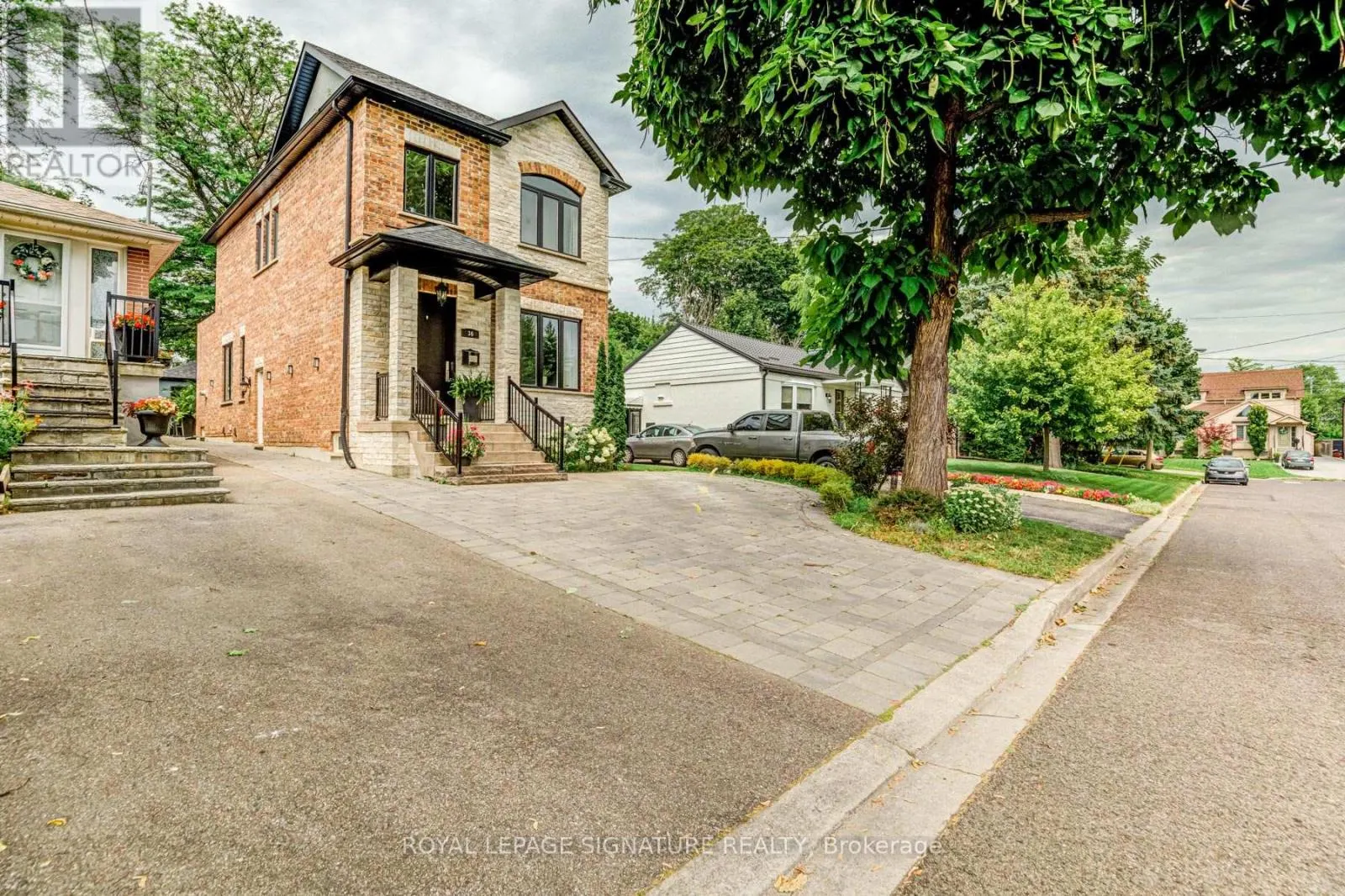 BSMT - 36 ROXALINE STREET