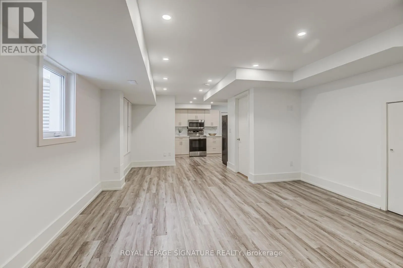 BSMT - 36 ROXALINE STREET