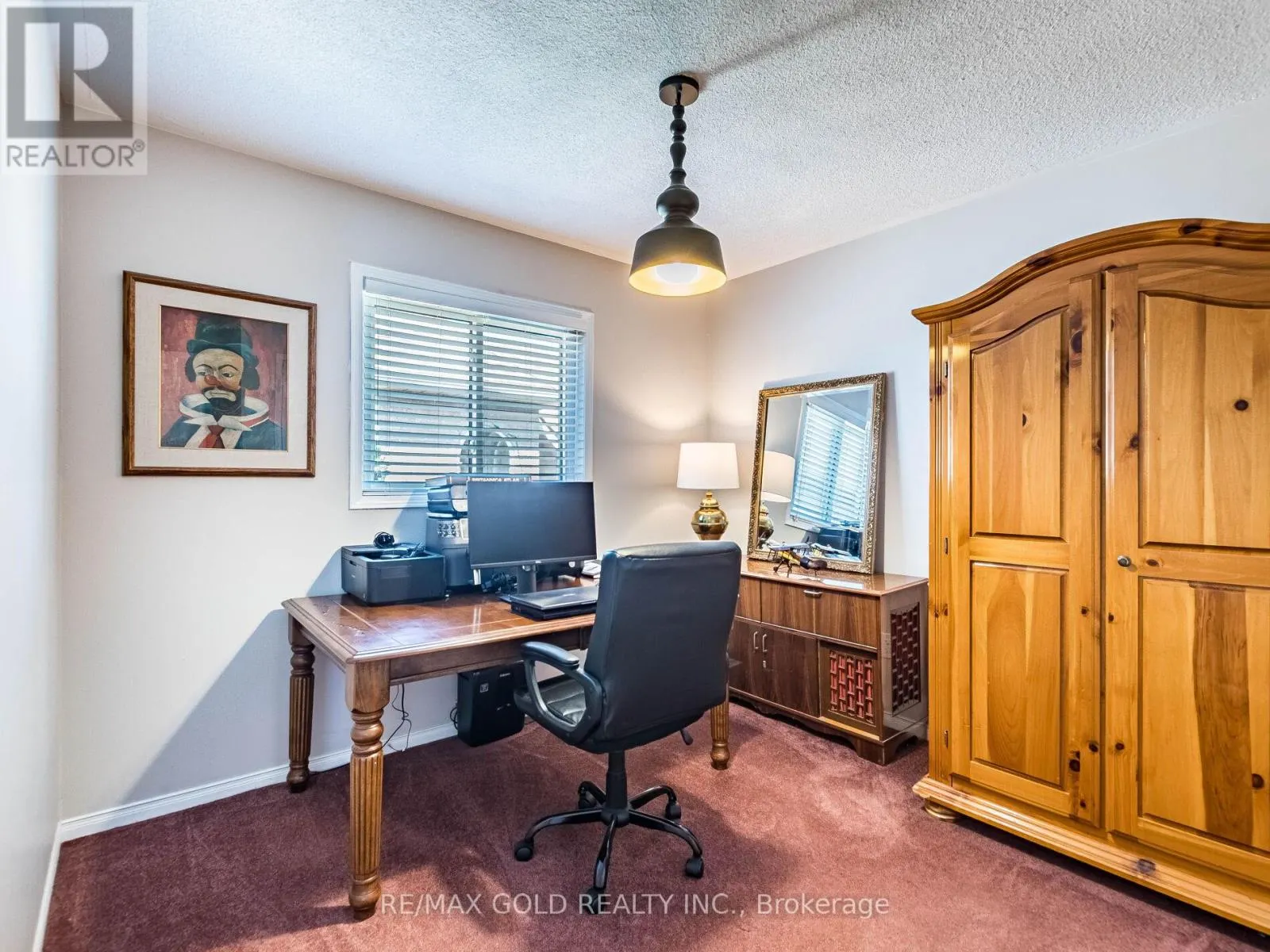 98 SPRINGVIEW DRIVE