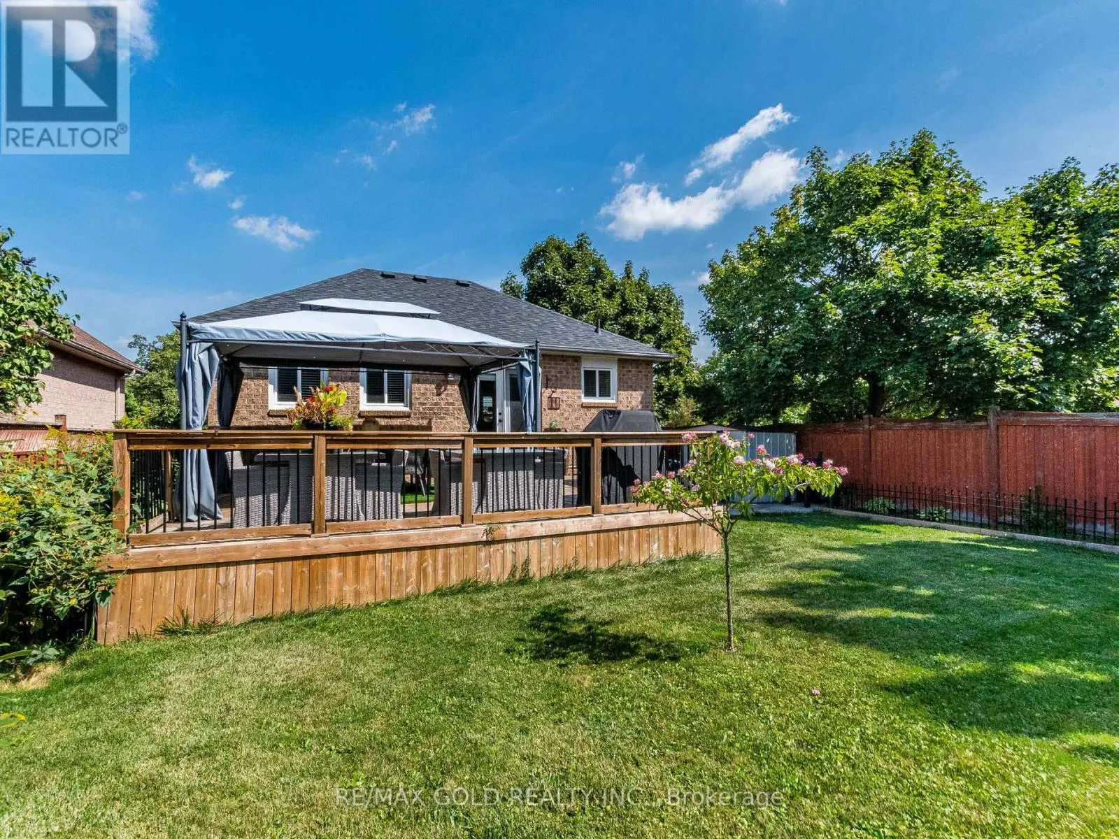 98 SPRINGVIEW DRIVE