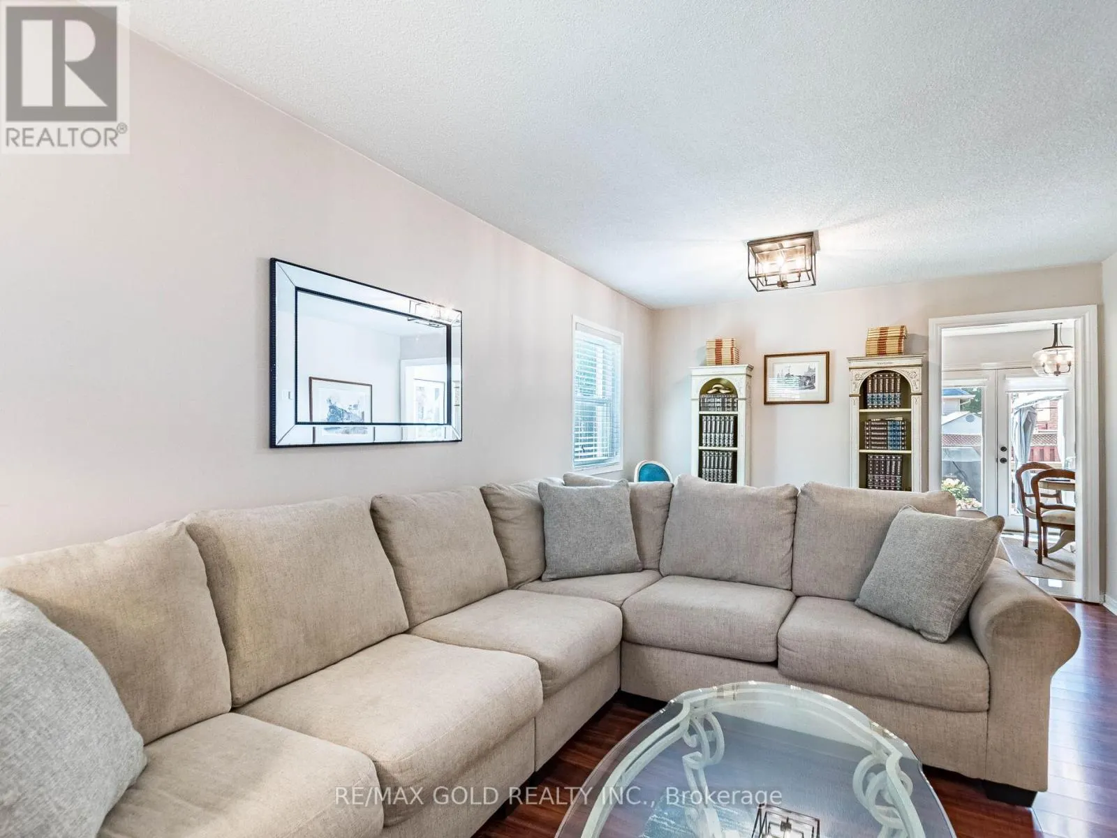 98 SPRINGVIEW DRIVE