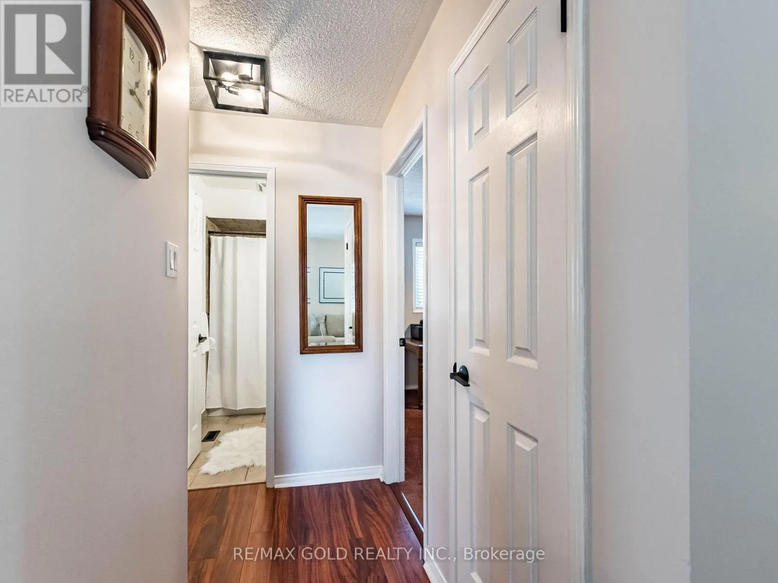 98 SPRINGVIEW DRIVE