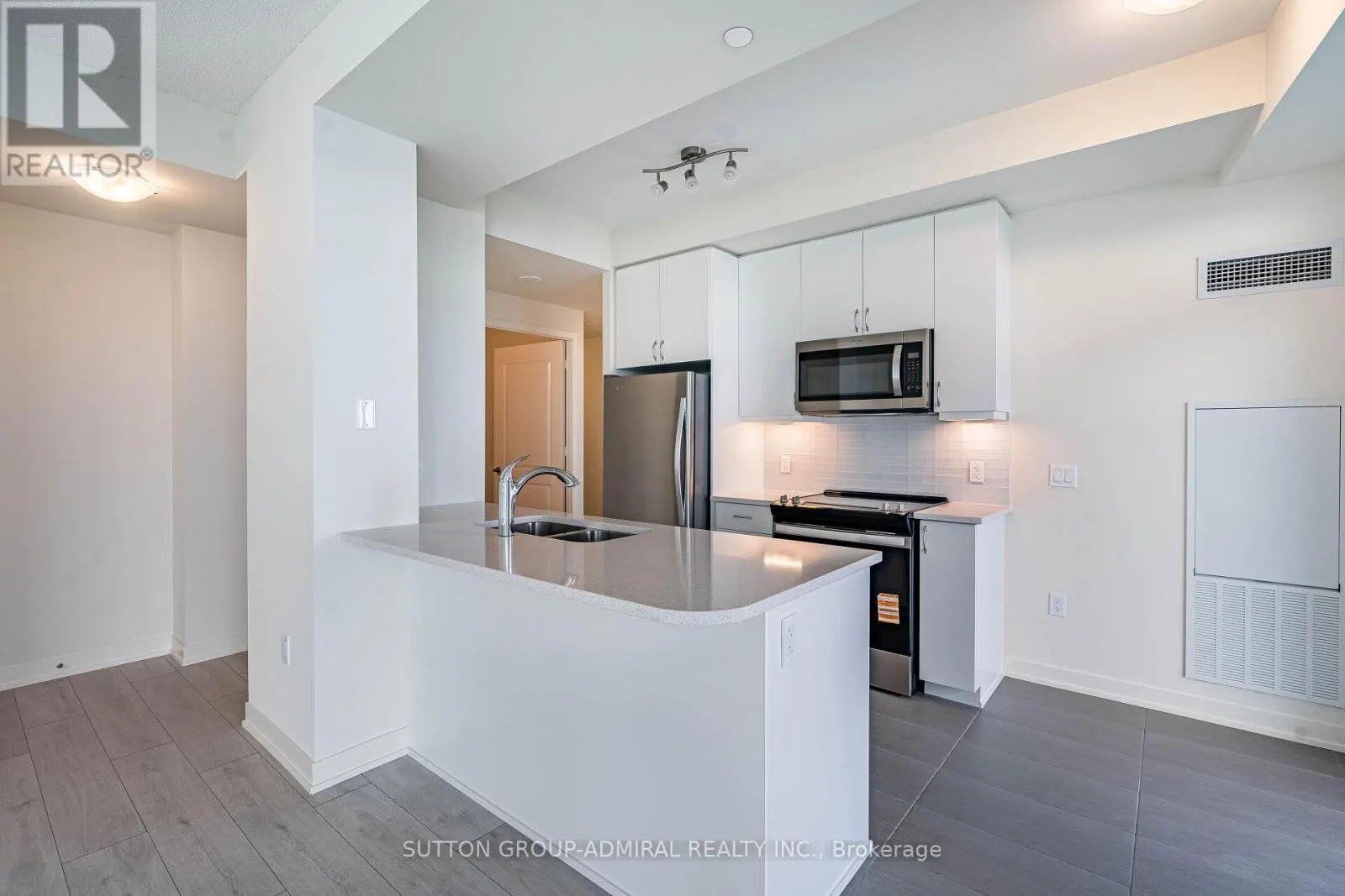 4905 - 38 ANNIE CRAIG DRIVE