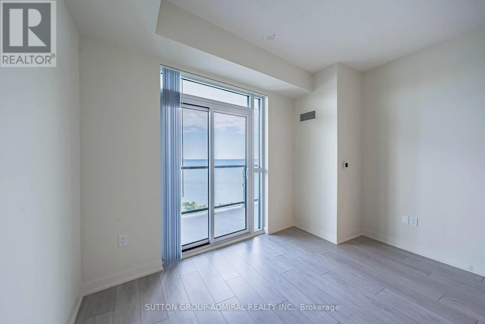 4905 - 38 ANNIE CRAIG DRIVE