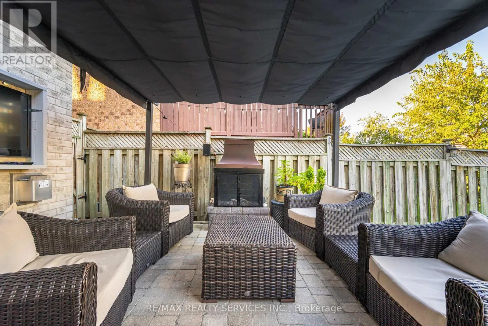 5749 GREENSBORO DRIVE
