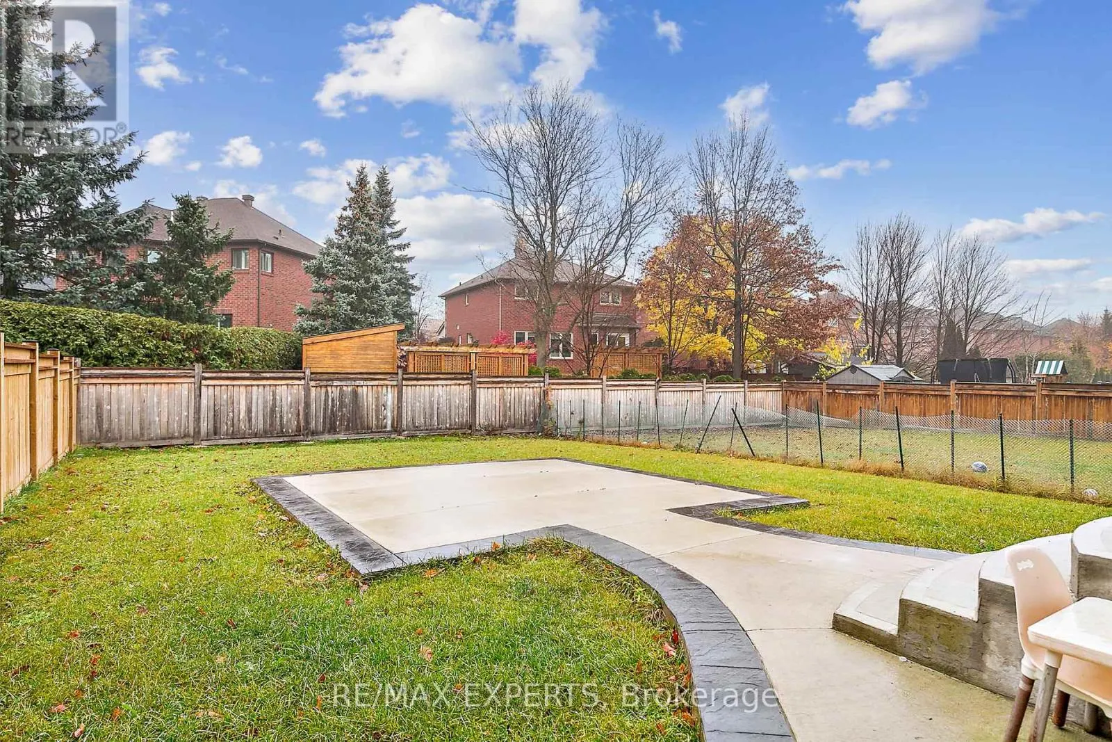 17 MONARCH DRIVE