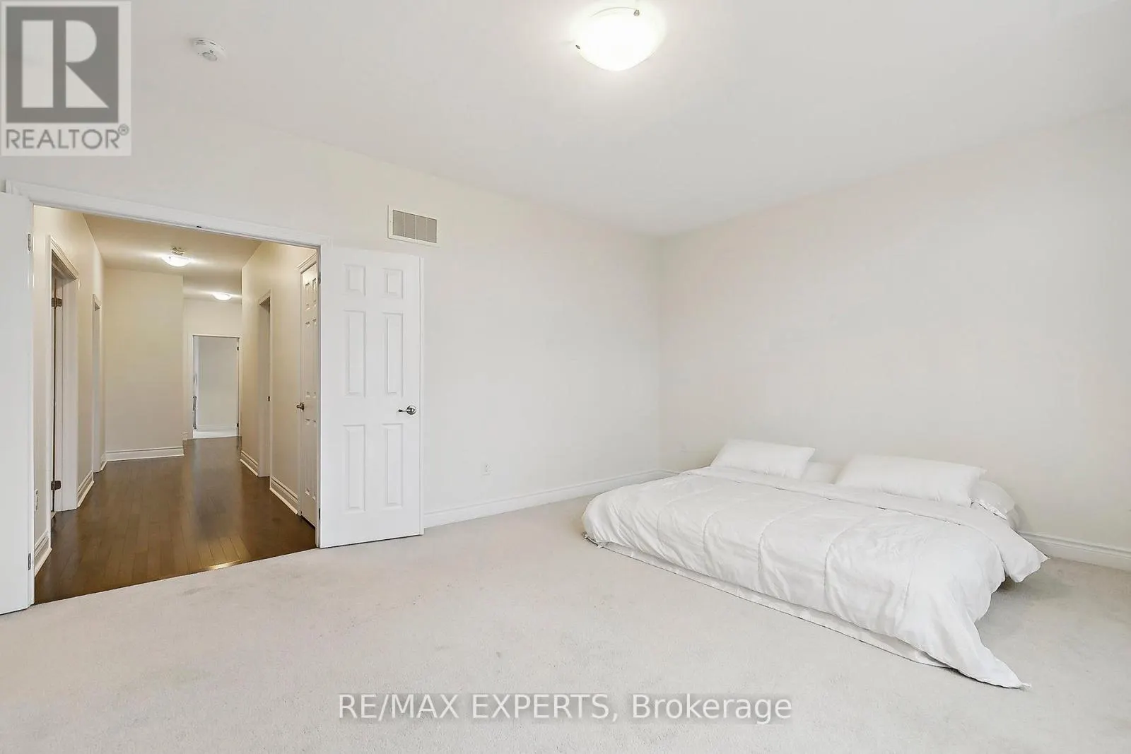 17 MONARCH DRIVE