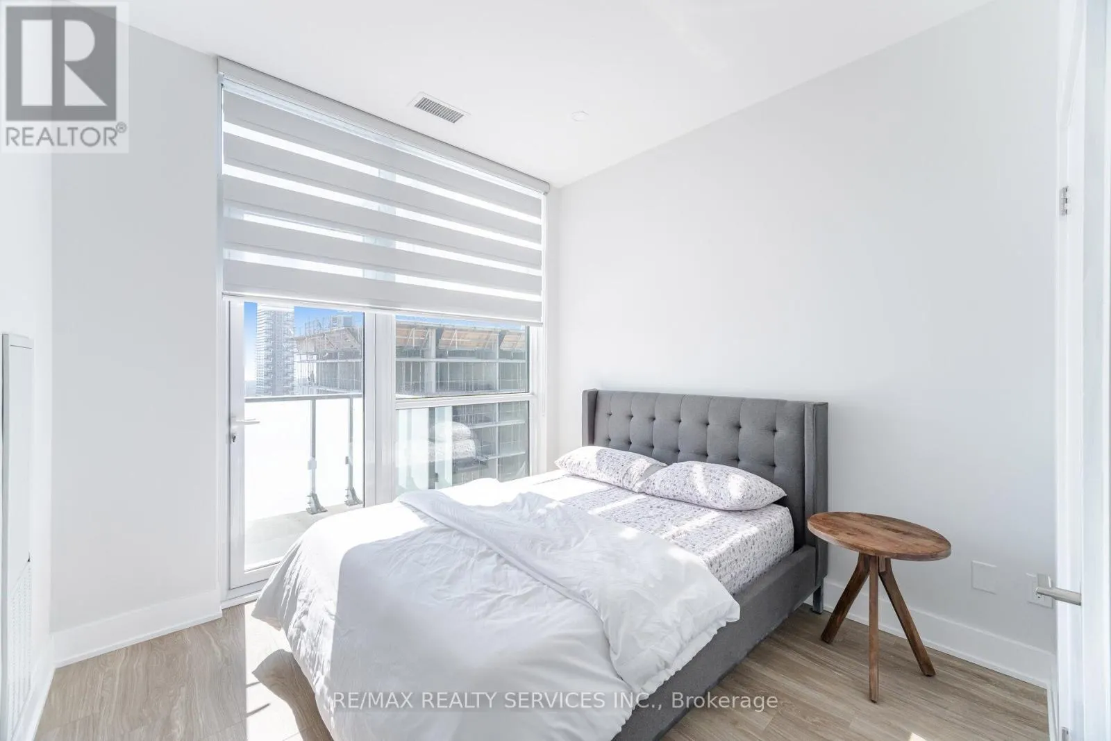 PH08 - 4130 PARKSIDE VILLAGE DRIVE
