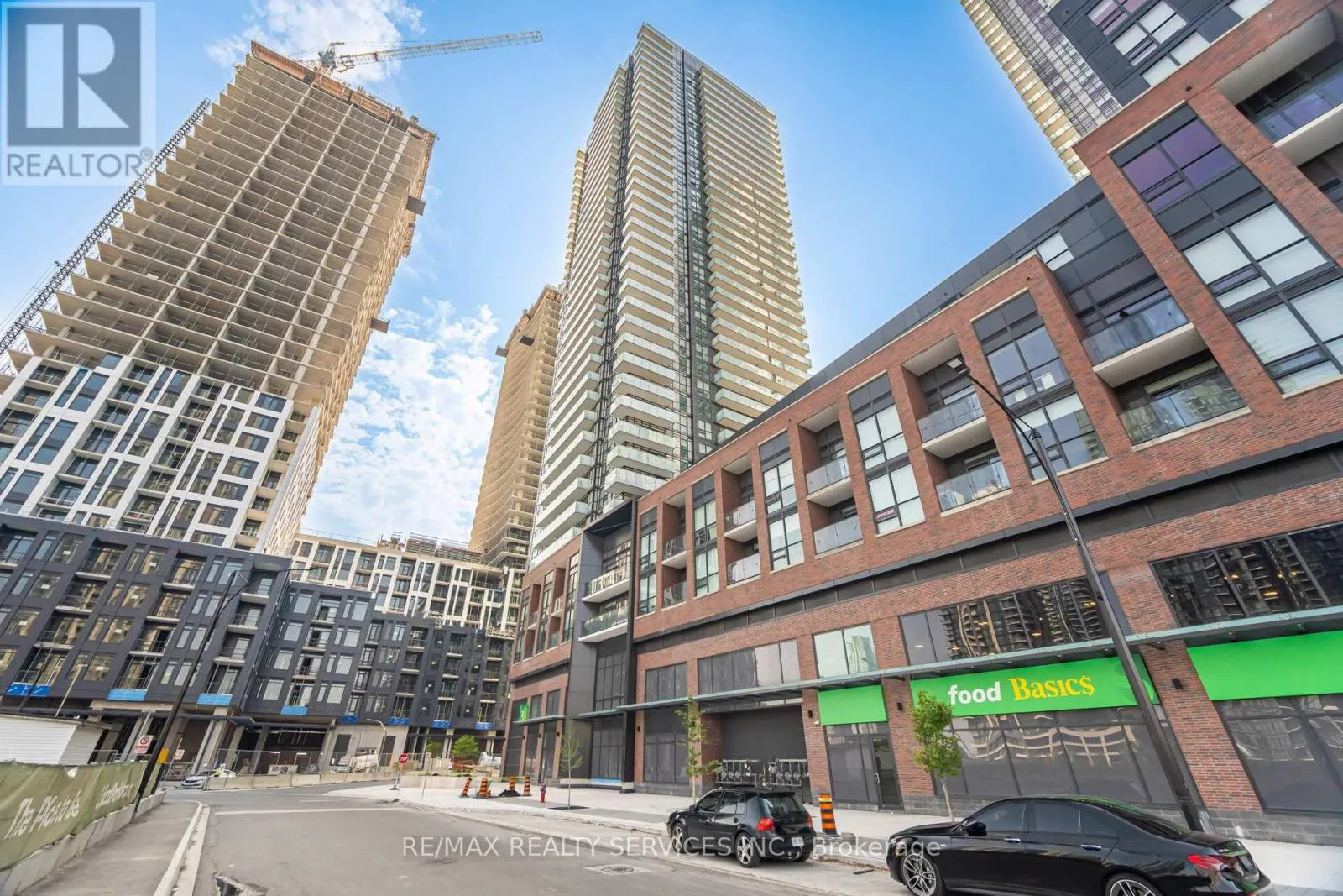 PH08 - 4130 PARKSIDE VILLAGE DRIVE