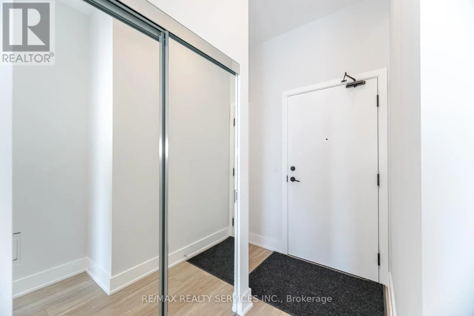 PH08 - 4130 PARKSIDE VILLAGE DRIVE