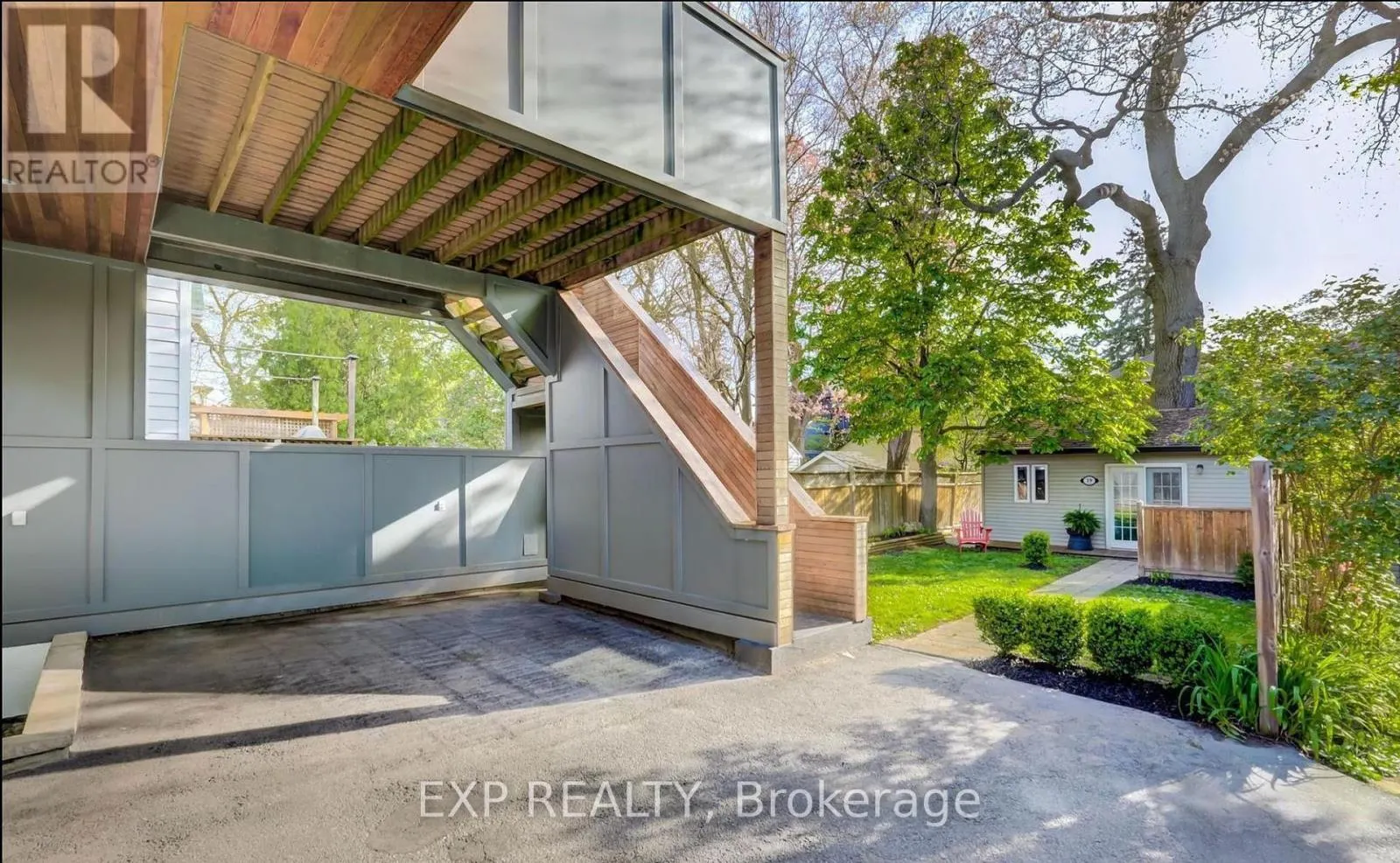 19 KENNEDY AVENUE