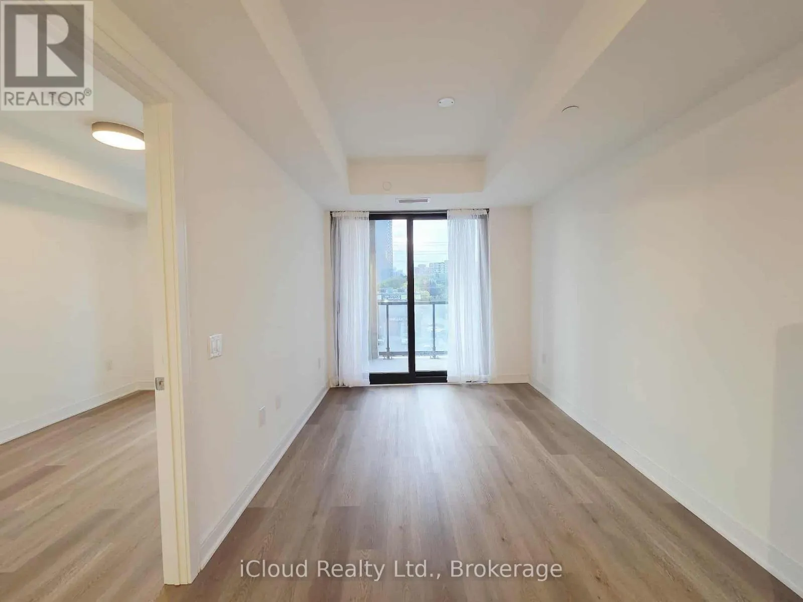 86 DUNAS STREET