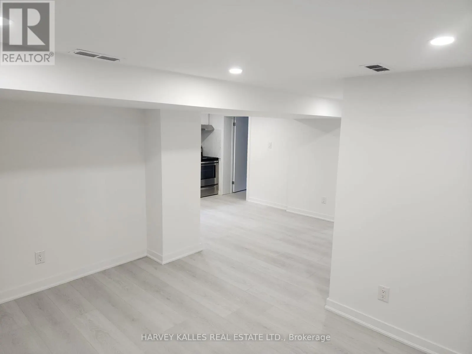 LOWER - 31 FAIRLIN DRIVE