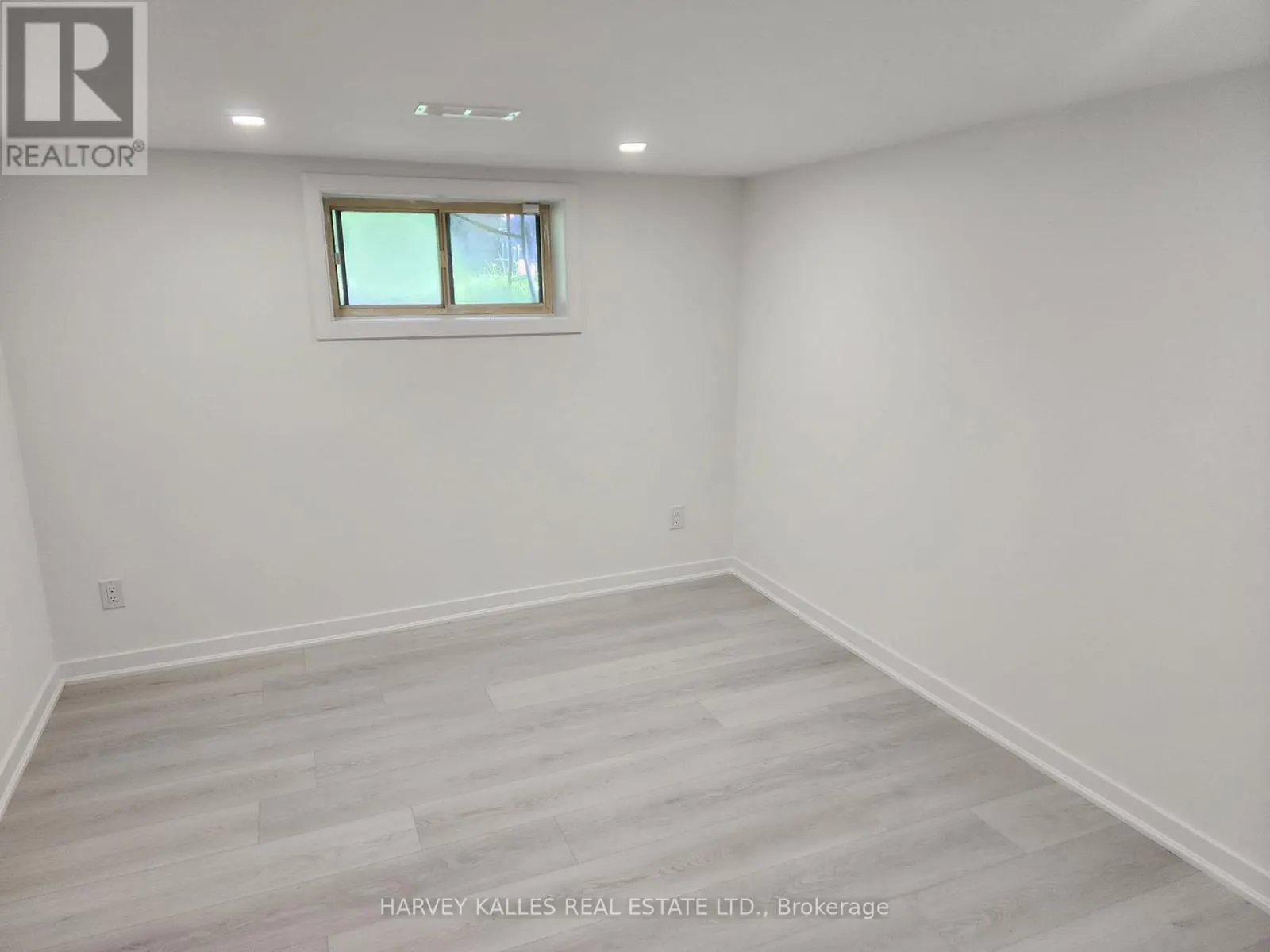 LOWER - 31 FAIRLIN DRIVE