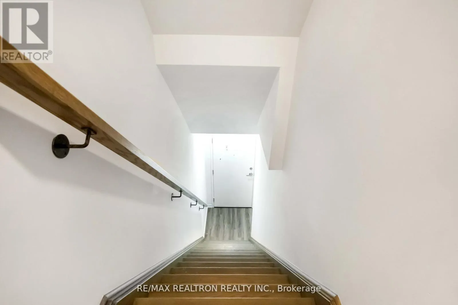 89 - 20 WILLIAM JACKSON WAY