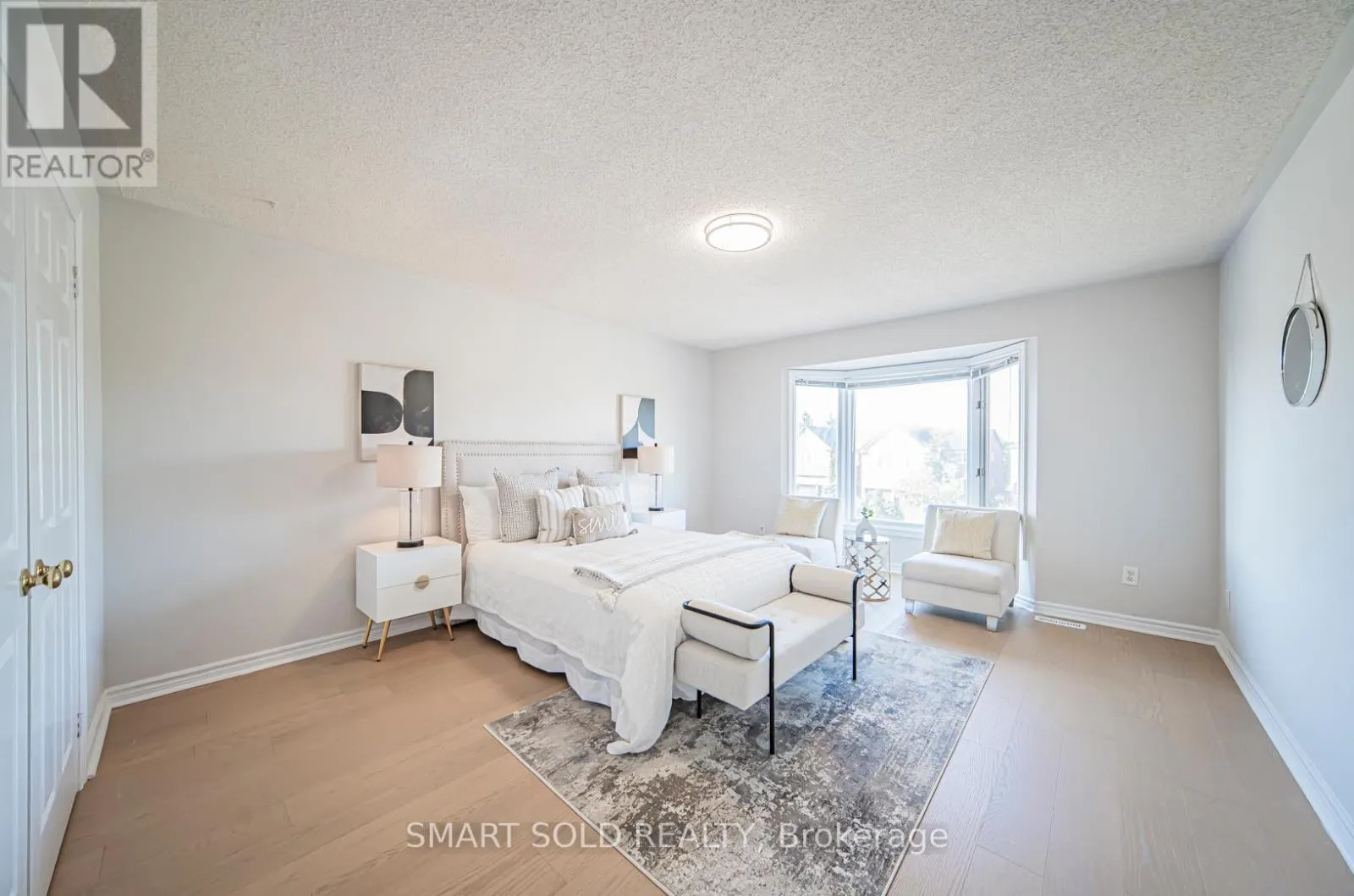 5685 BELL HARBOUR DRIVE