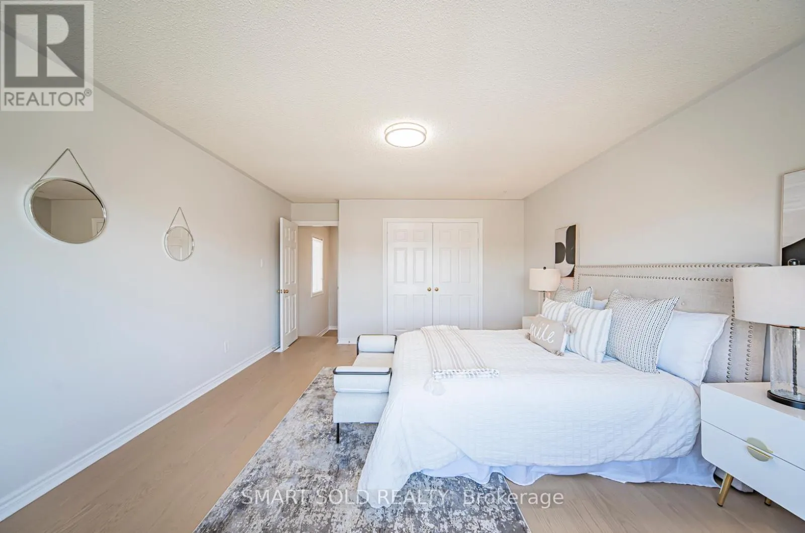 5685 BELL HARBOUR DRIVE