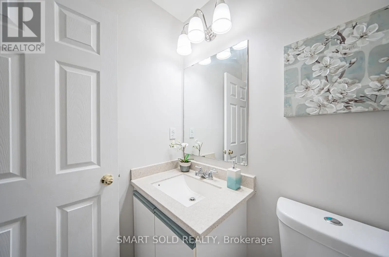 5685 BELL HARBOUR DRIVE