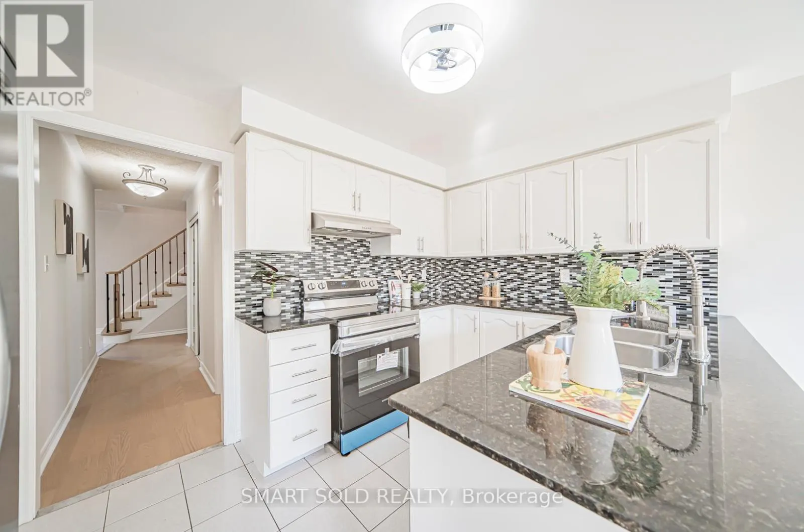 5685 BELL HARBOUR DRIVE