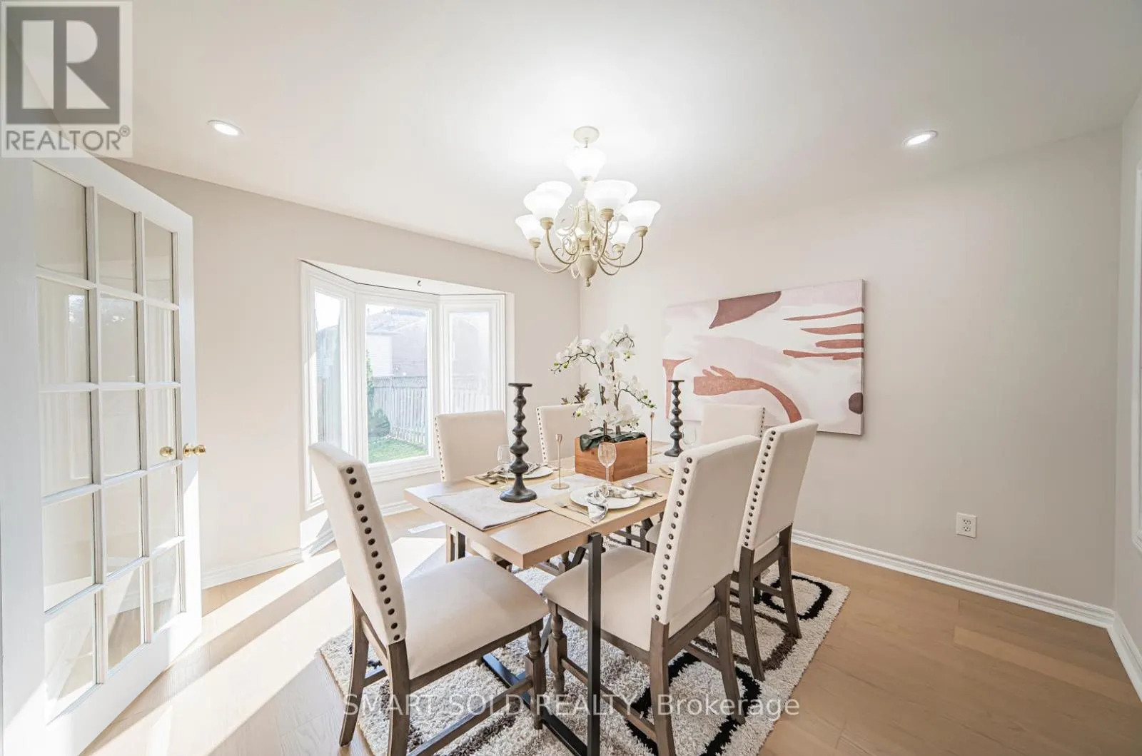 5685 BELL HARBOUR DRIVE