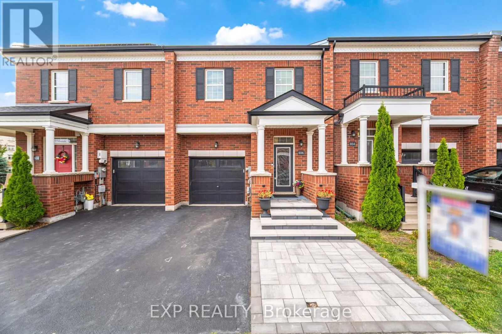 806 BANKS CRESCENT