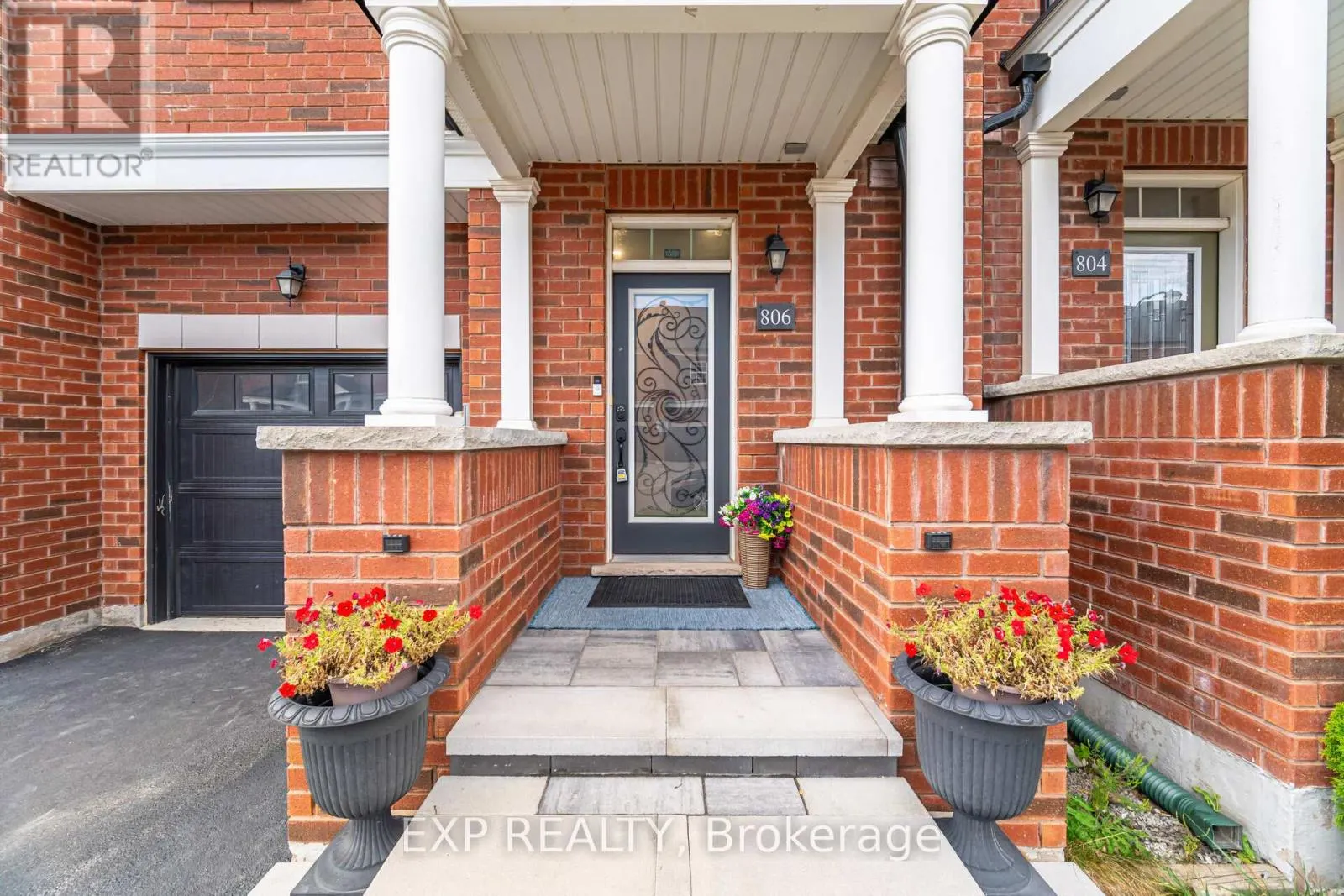 806 BANKS CRESCENT